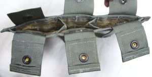 画像4: MOLLE 3連M4マグポーチ　ACU