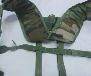 画像9: コンバットメディックベスト　ウッドランド　2005年頃