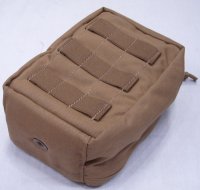 ナイトビジョンポーチ　コヨーテ　タクティカルテイラー　PVS-14