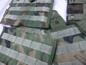 画像8: MOLLE 3連M4マグポーチ　ウッドランド