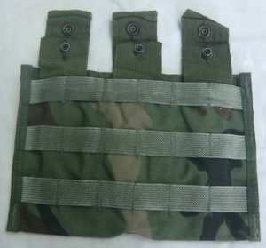 画像1: MOLLE 3連M4マグポーチ　ウッドランド