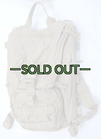 コヨーテ　キャメルバック　3L　USMC PACK