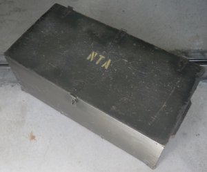 画像1: 軍用木箱　FOOT LOCKER　中古良品　60年代　NTA