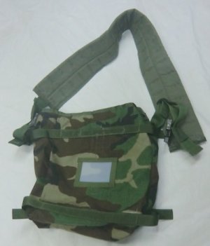 画像3: ウッドランド　ラジオポーチ　メインパック用　MOLLEショルダーストラップ付き