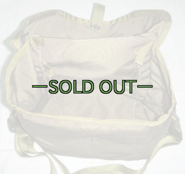 画像4: 詳細不明バッグ　厚手ナイロン　OD (4)