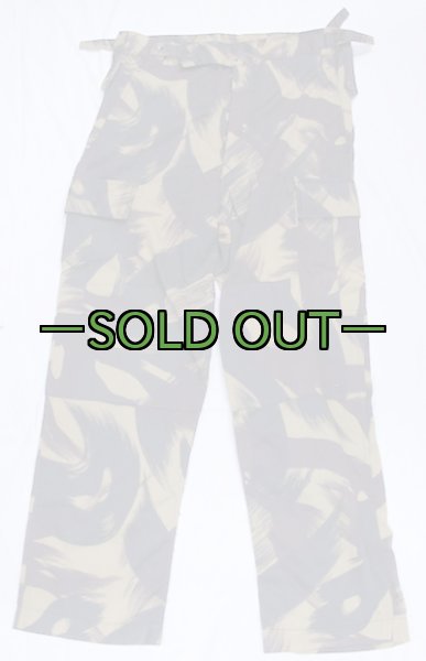 画像8: 他国軍迷彩上下セット　中古良品〜上 (8)