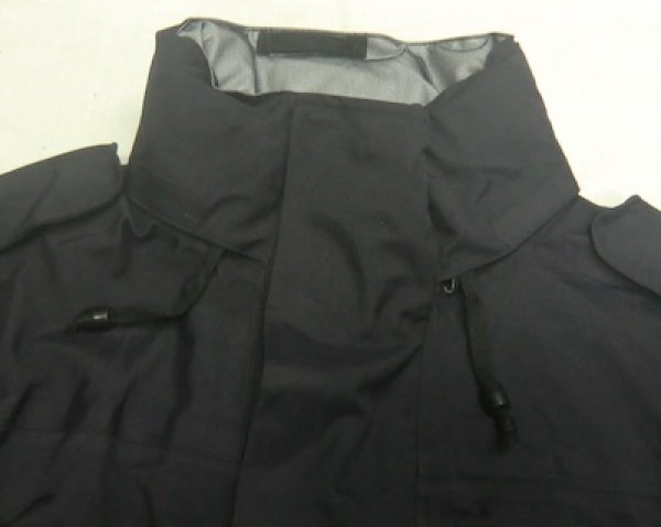 画像3: イギリス軍　海軍　レインパーカー　MVP　ゴアテックス？ (3)