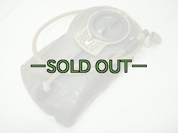 画像7: コヨーテ　キャメルバック　3L　USMC PACK (7)