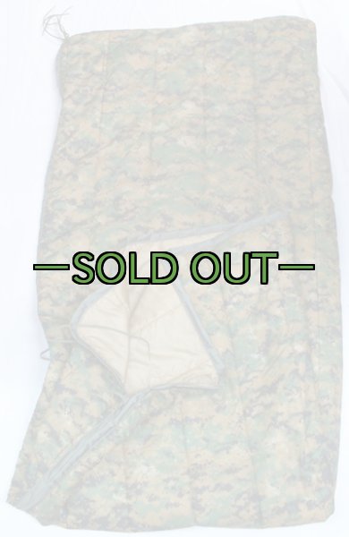 画像4: ポンチョライナー MARPAT 直線キルティング ジッパー付き (4)