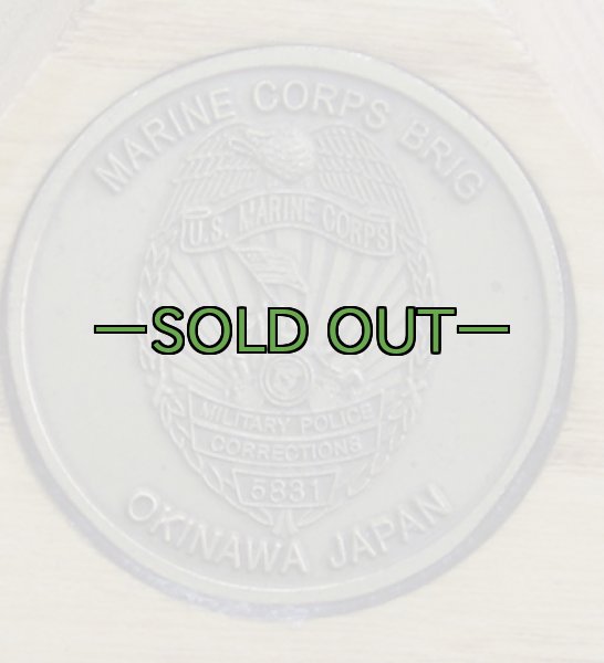 画像3: 海兵MP　木製置物　ペン立て　沖縄　中古良品 (3)