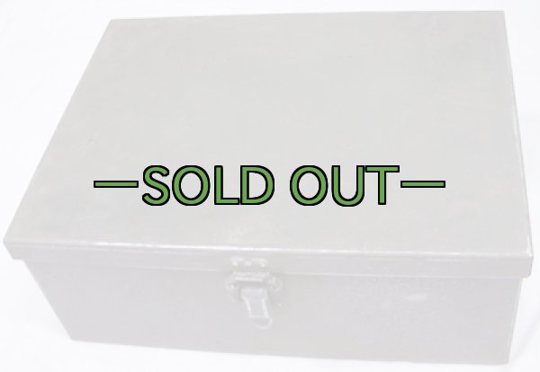 画像2: 軍用工具箱？　スチール　70年代 (2)