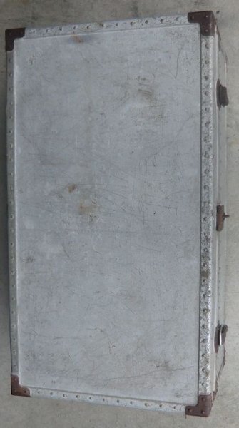 画像2: 軍用ボックス アルミ FRUIT JUICER 中古良品 ダメージ (2)