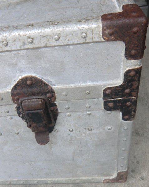 画像12: 軍用ボックス アルミ FRUIT JUICER 中古良品 ダメージ (12)