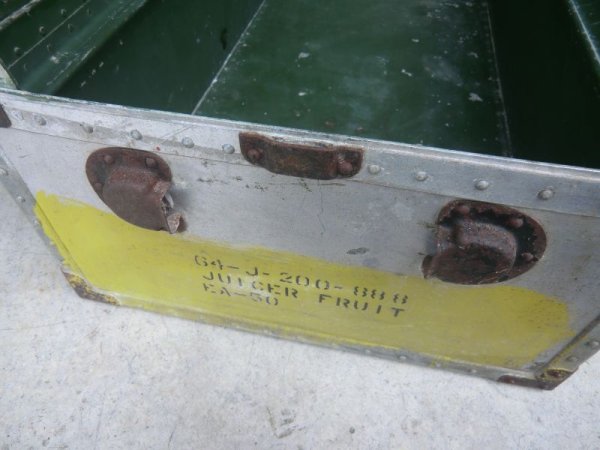 画像20: 軍用ボックス アルミ FRUIT JUICER 中古良品 ダメージ (20)