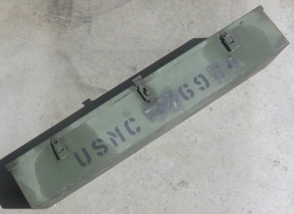 画像3: 軍用ボックス　USMC　スチール　約95×16×22cm　中古良品 (3)