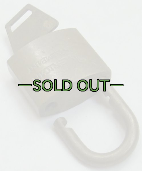 画像4: 軍用パドロック　US刻印　AMERICAN LOCK (4)