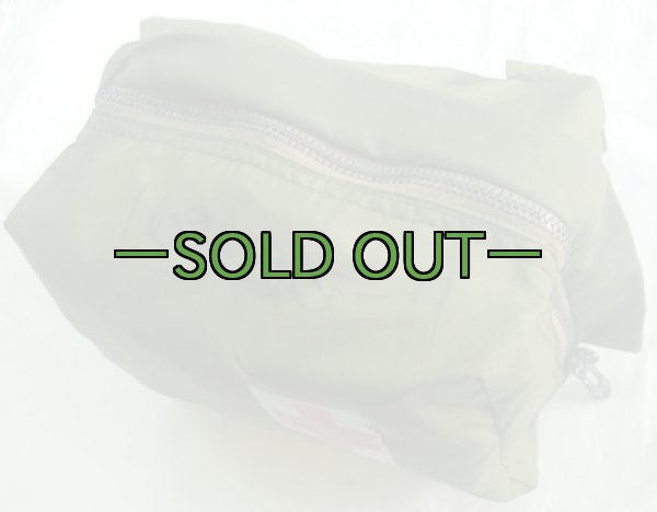 画像3: 航空機用ファーストエイド ポーチ　薄手ナイロン　中身入り　中古良品 (3)