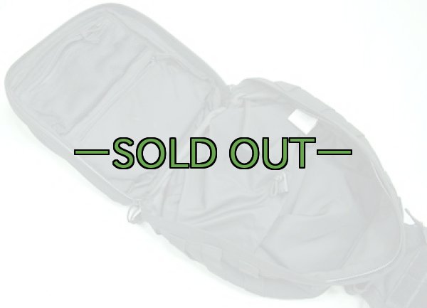 画像7: 5.11タクティカルスリングバッグ　MOAB 6　黒 (7)